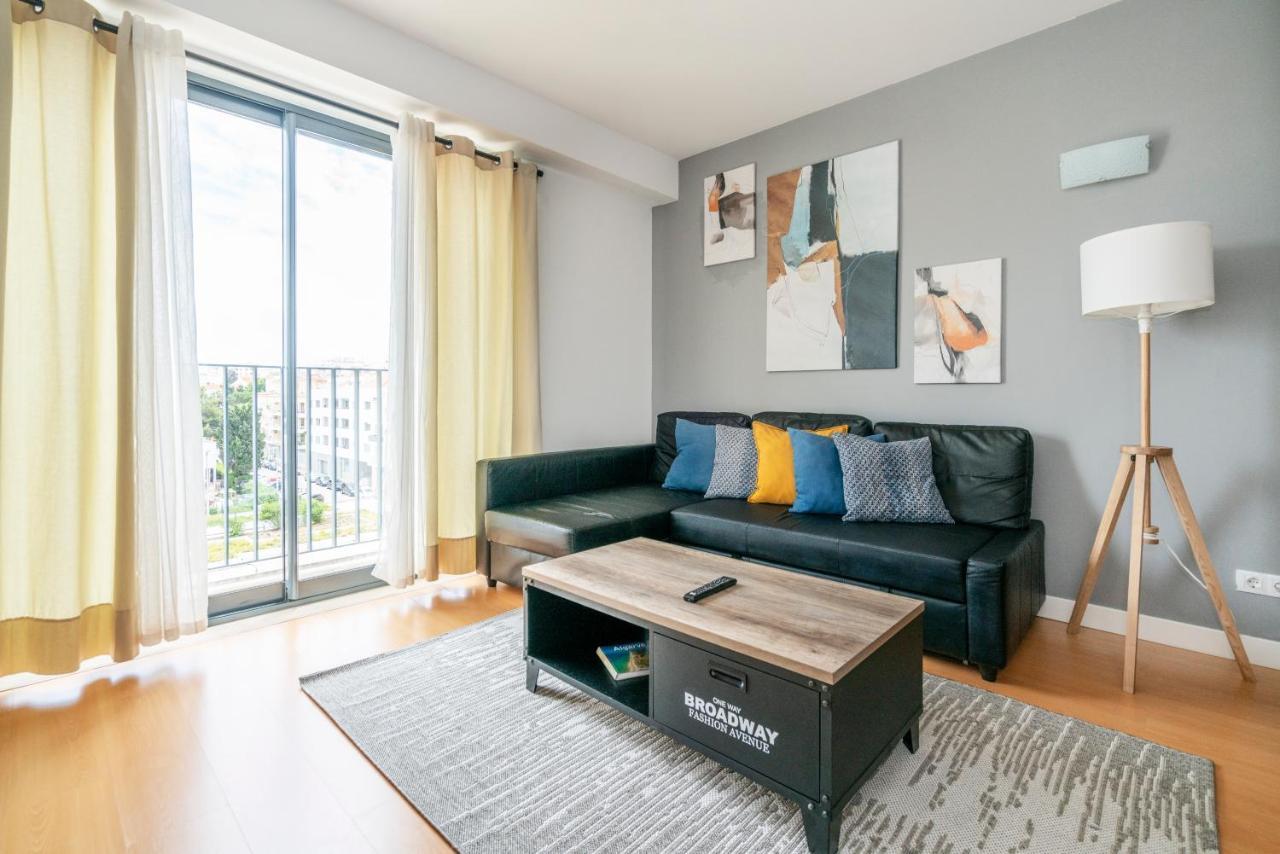 Bright & Spacious 2 Bed Flat 2 Bath W Garage In Lagos Marina Buitenkant foto